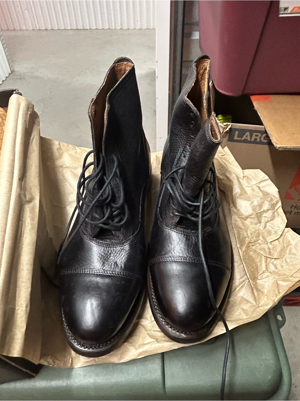 Frye Black Leather Lace-Up Cap-Toe Boots NWT Box